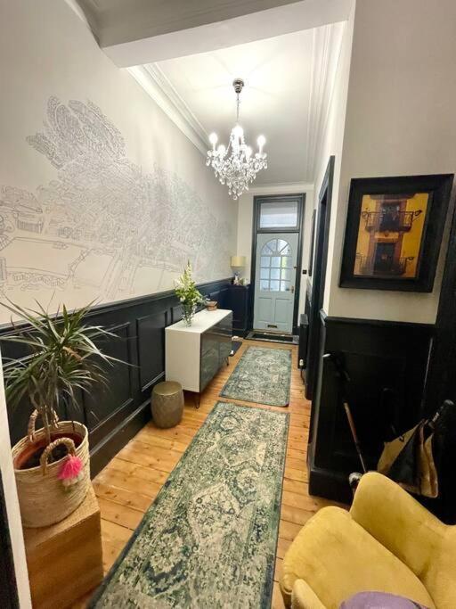 Traditional Apt Close To City Centre & Hampden غلاسغو المظهر الخارجي الصورة