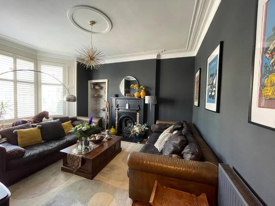 Traditional Apt Close To City Centre & Hampden غلاسغو المظهر الخارجي الصورة